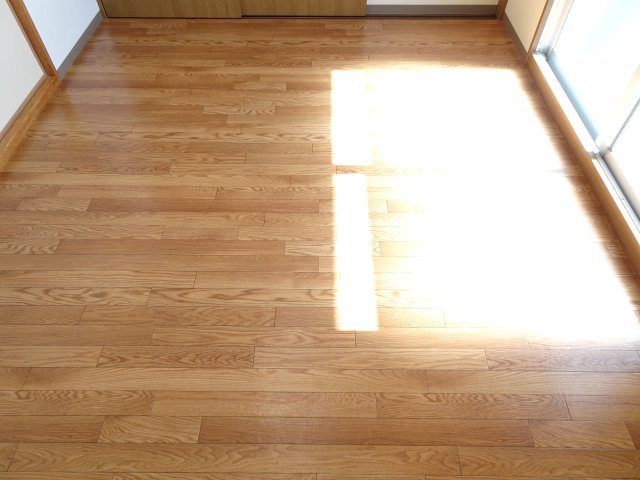 ヴィラフロレアールの洋室