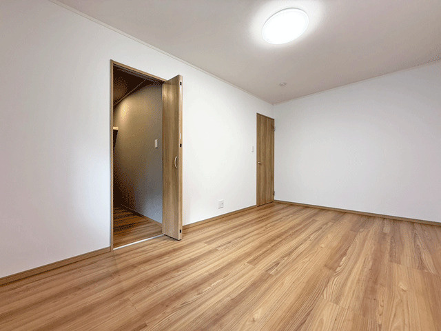 青葉区みやぎ台4丁目　和の趣あふれる中古住宅♪の洋室