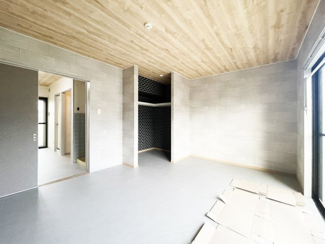 ハイツ伊世の居間・リビング