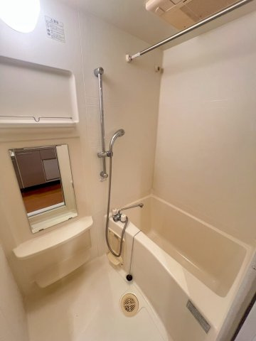 エステムコート神戸県庁前Ⅲフィエルテの浴室