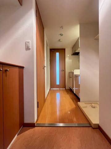 エステムコート神戸県庁前Ⅲフィエルテの玄関