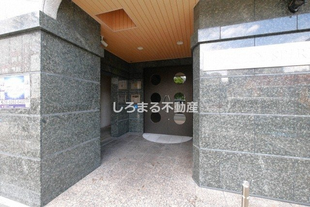 CITY　SPIRE上町台のエントランス