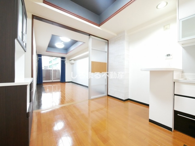 CITY　SPIRE上町台の居間・リビング