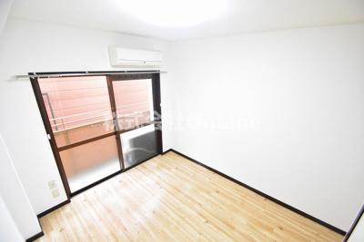 【洋室】 | ライラックレインボー北木の本