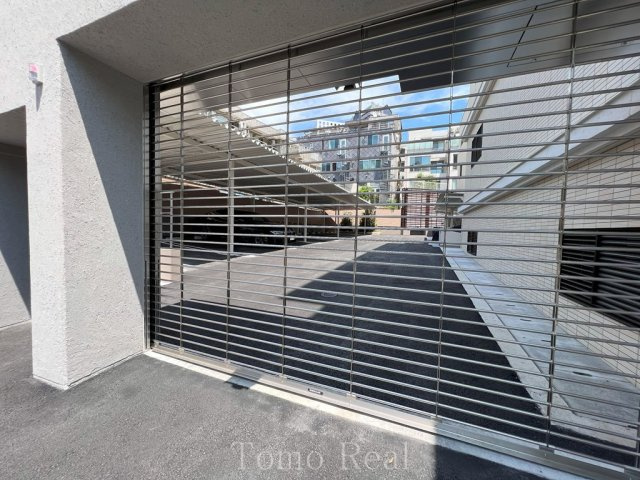 グリーンレジデンス赤坂の駐車場