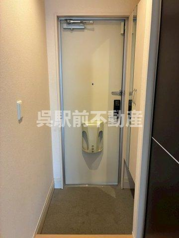 プレミール広Ⅱの玄関