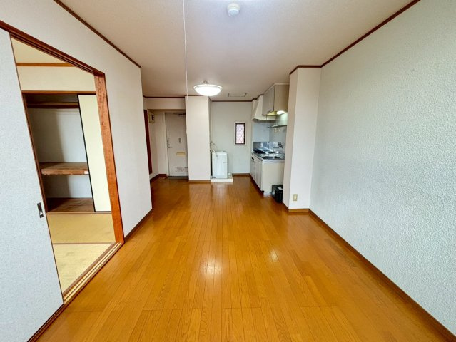 メゾン藤生の内装