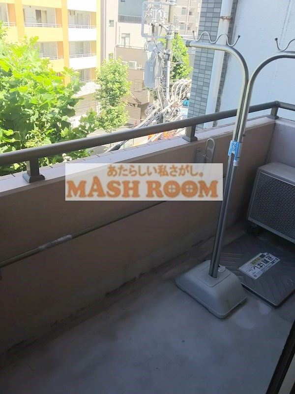 スカイコート中野第２のバルコニー