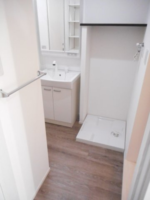 【独立洗面台】 | カリヨン