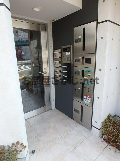 Ｂｒａｎｃｈｅ中野哲学堂【使い勝手の良い角部屋／即入居可】のエントランス