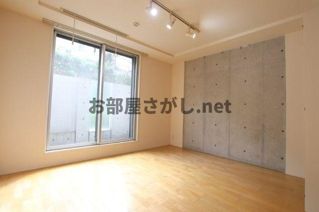 Ｂｒａｎｃｈｅ中野哲学堂【使い勝手の良い角部屋／即入居可】の居間・リビング