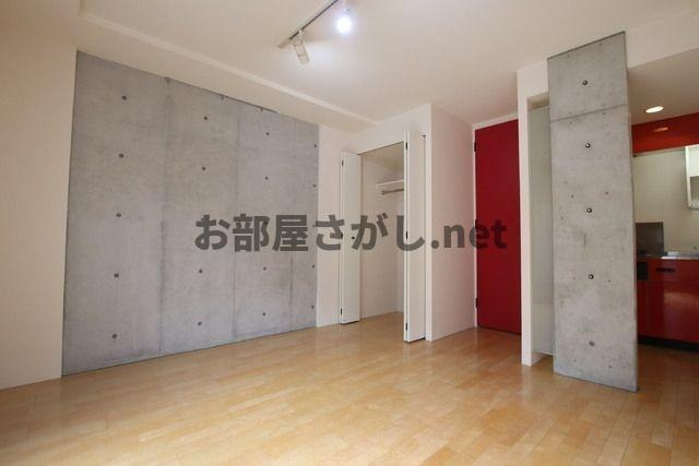 Ｂｒａｎｃｈｅ中野哲学堂【使い勝手の良い角部屋／即入居可】の居間・リビング