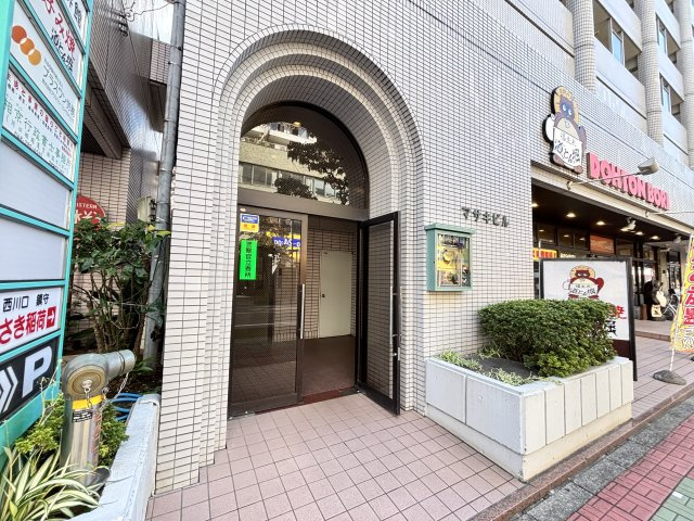 マサキビルのエントランス