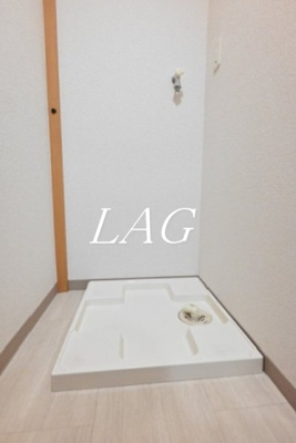 【設備】 | フレールK&Y | 室内洗濯機置き場です。