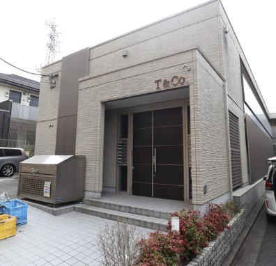 【エントランス】 | T＆Co