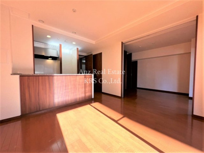 【居間・リビング】 | リーガル京町堀 | 広々としたリビング！