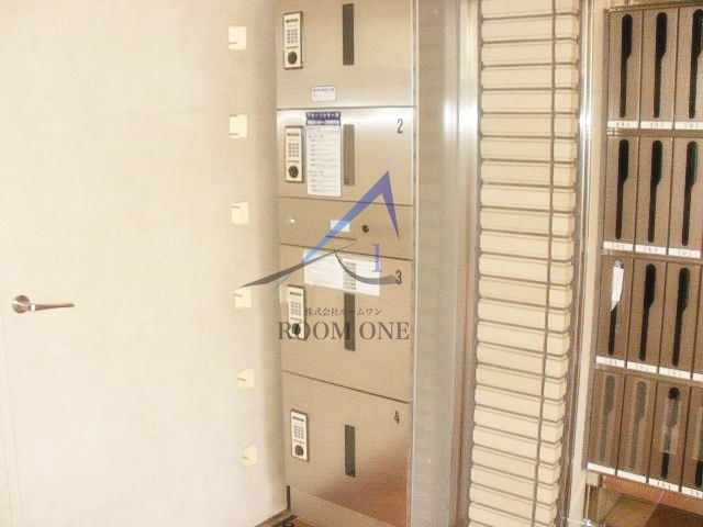 メゾンクラッソのその他共用部分|宅配ボックスです。