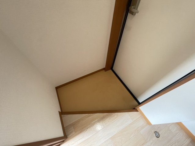 ラブィーエスパ―スの玄関