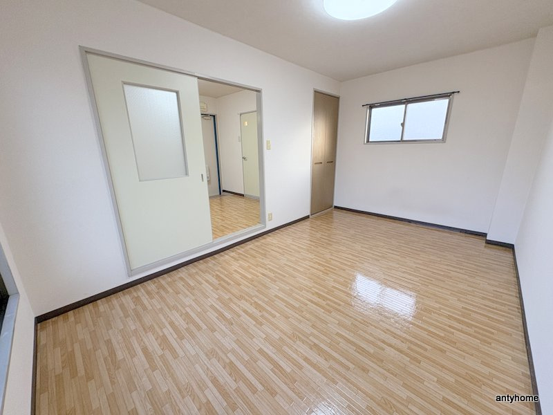 ロイヤルハイム新深江の寝室