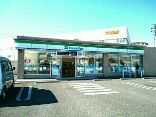 クリアランス　ハウスの周辺|ファミリーマート　竹田2丁目店まで450m