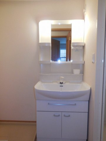 クリアランス　ハウスの洗面所