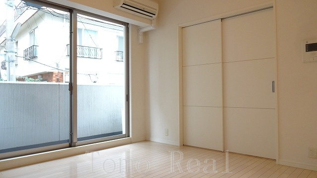 パークアクシス六本木檜町公園の居間・リビング|別住戸の写真です