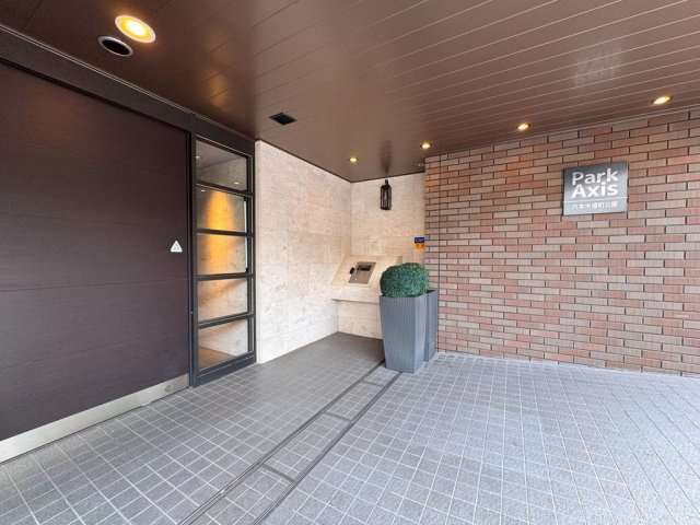 パークアクシス六本木檜町公園のエントランス