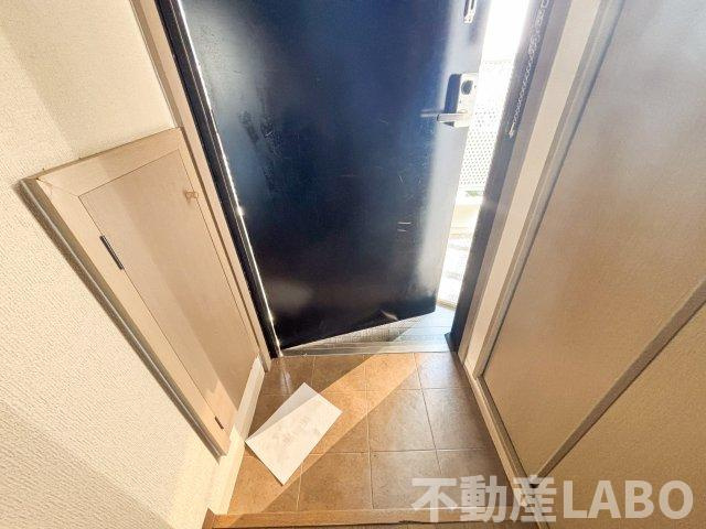 プリモスタジオの玄関