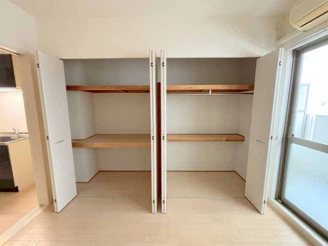 サンプレイスの収納