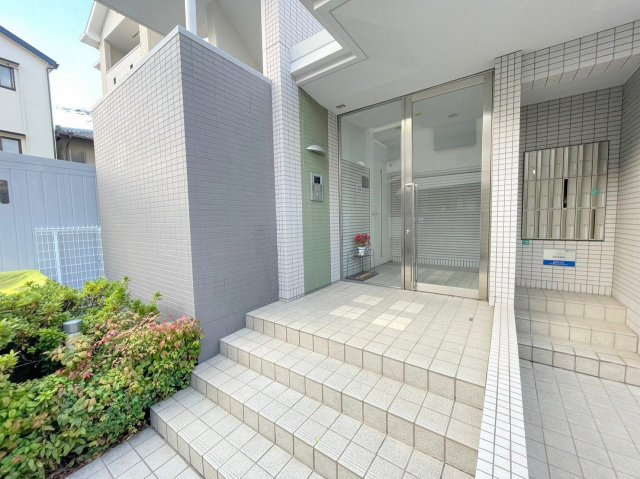 サンプレイスのエントランス