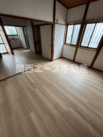  | 南荘町貸家