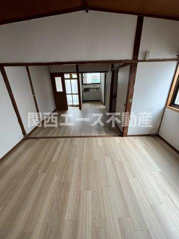  | 南荘町貸家