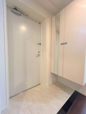 【玄関】 | MK Soleil 国泰寺