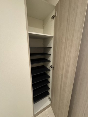 【玄関】 | ユニバーサルシティ