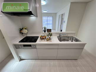 【キッチン】 | シューズインクローク　リビングイン階段　北国分2　C号棟 | 同建築会社施工例