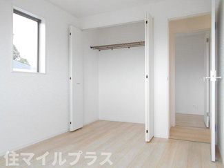 【洋室】 | 西郷村米中山前新築一戸建て3棟 | 明るい洋室です