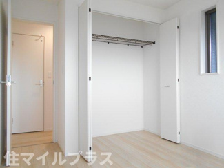 【洋室】 | 西郷村米中山前新築一戸建て3棟 | ゆったりした洋室です