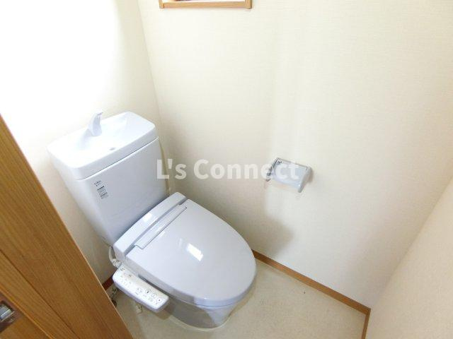 【トイレ】 | レシャトン | 温水洗浄便座付きのトイレ。