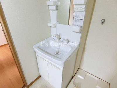 【洗面所】 | レシャトン | 朝の支度もスムーズな独立洗面台。