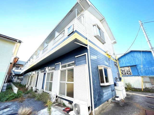 ドルフィンの外観