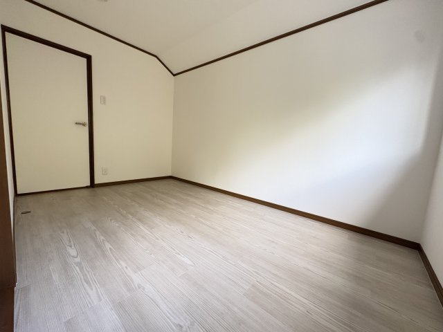 神戸市垂水区桃山台５丁目　中古戸建の洋室