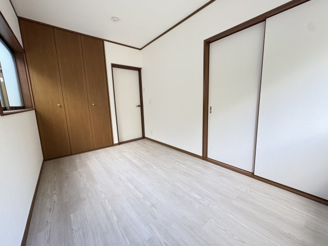 神戸市垂水区桃山台５丁目　中古戸建の洋室