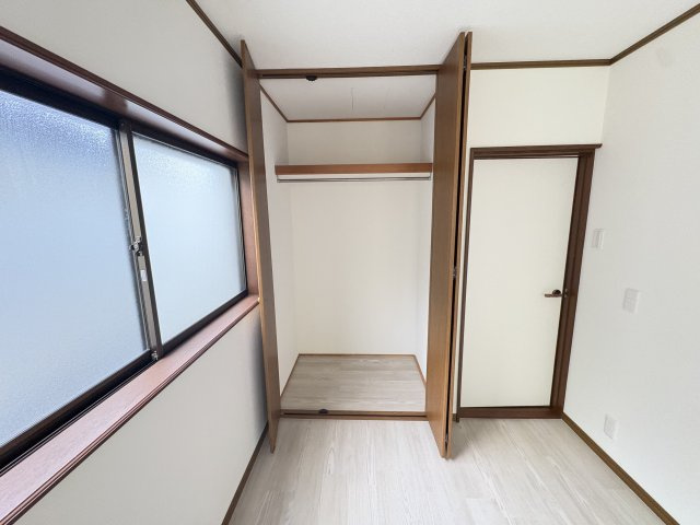 神戸市垂水区桃山台５丁目　中古戸建の収納