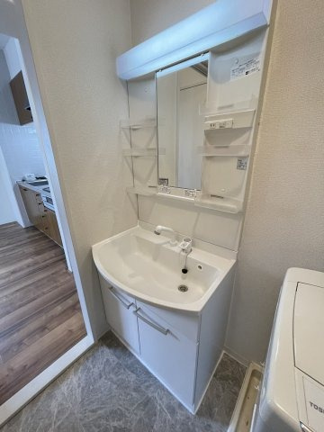 使いやすい独立洗面台です