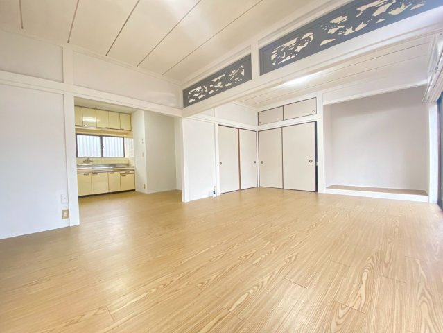 【居間・リビング】