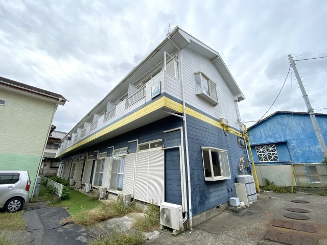 ドルフィンの外観