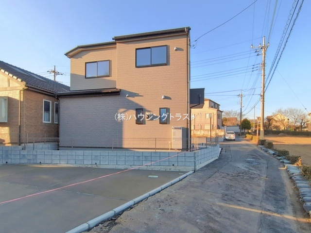 仲介手数料無料　リーブルガーデン所沢市北野・新築全２棟の前面道路含む現地写真