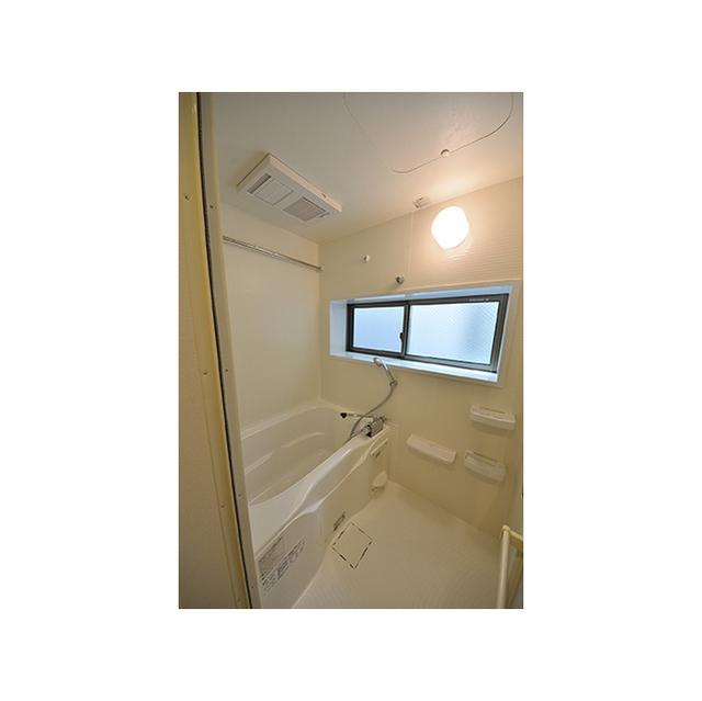 グランエッグス千歳烏山Nの浴室