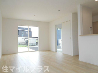 【居間・リビング】 | 西郷村米中山前新築一戸建て3棟 | ゆったりとしたリビングです