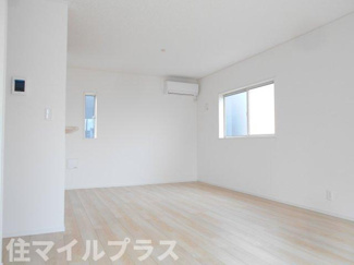 【居間・リビング】 | 西郷村米中山前新築一戸建て3棟 | ゆったり過ごせる居間です